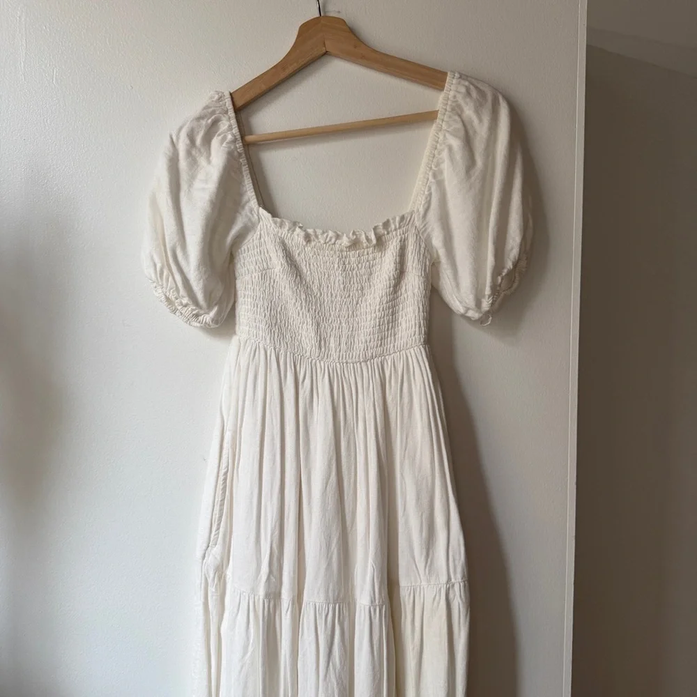 Abercrombie & Fitch white Maxi Dress with Puff Sleeves